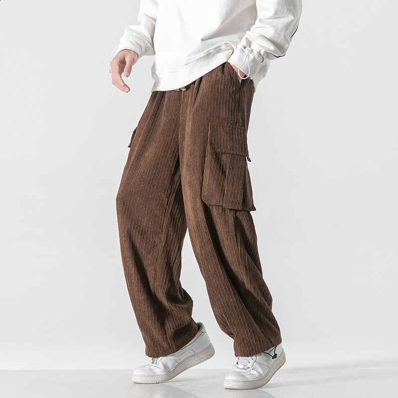 2025 Corduroy Casual Pants for Men Plus Size Straight Loose WideLeg Pants FloorLength Work Pants with Large Pockets 220922