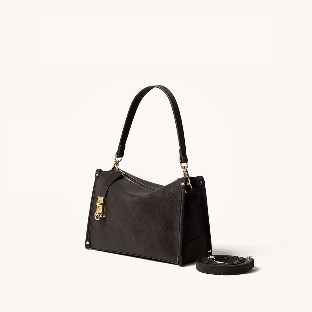 Luxury Shoulder Bags Totes Hobo Boxy Small Square Women New Model Handbag Vintage Light High End Single Crossbody Bag For Commuting SENYY