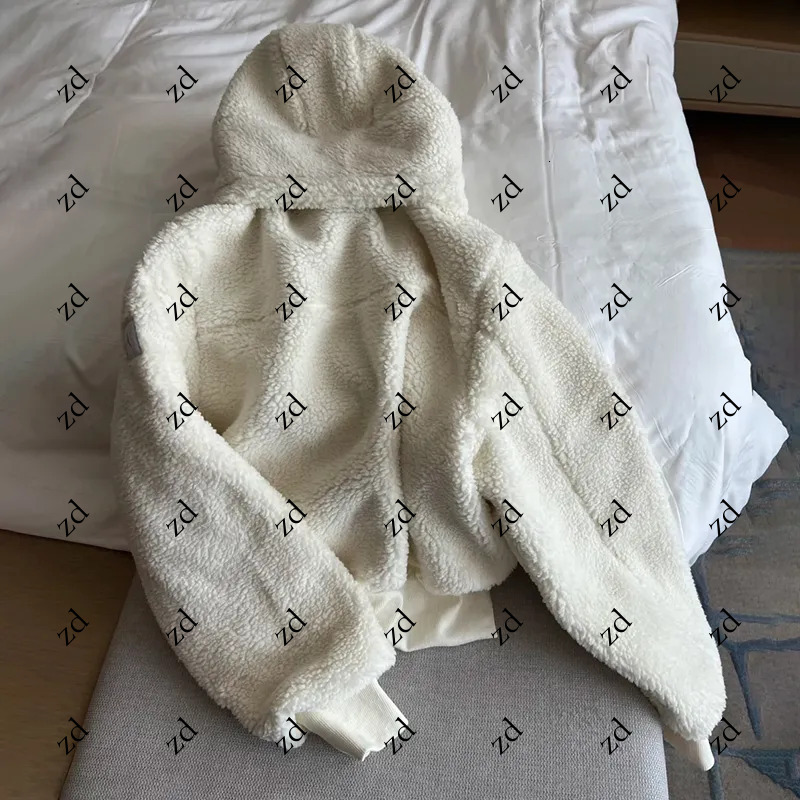 Designer Women Stand Collar Brown Lamhair Lamb Wool Zipper Hooded Yoga Clothes Womens Short Padded Warm Cotton-padded Jacket Winter Coat