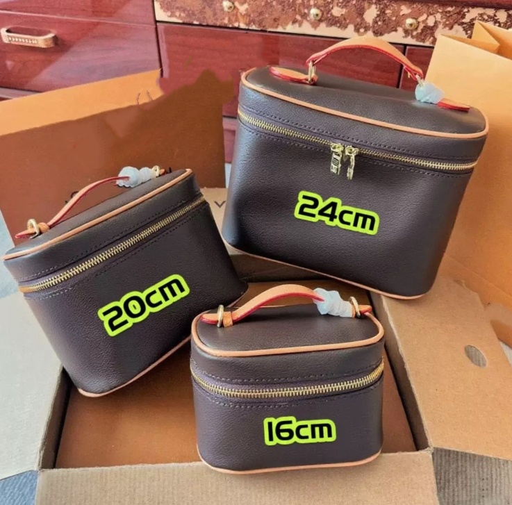 2026 toiletry cosmetic bags designer makeup bag Nice make up Travel Cases women Lady shoulderbags Girls pouch wash vanity tote handbags Purses