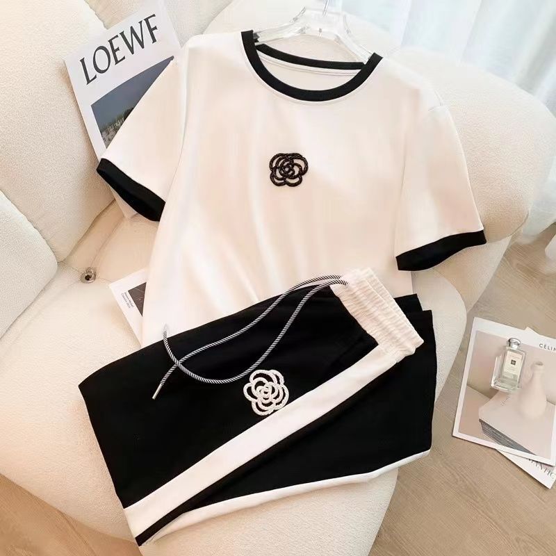 2026 New Designer Luxury Brand Summer Casual Fashion Suit For Women With A Niche And Mature Design Style Showing A Slimming And Short Sleeved Sporty L