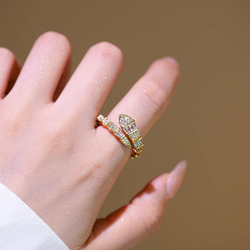 Minimalist Style Zircon Snake Niche High-End Design Index Finger Ring New Versatile Jewelry For Women