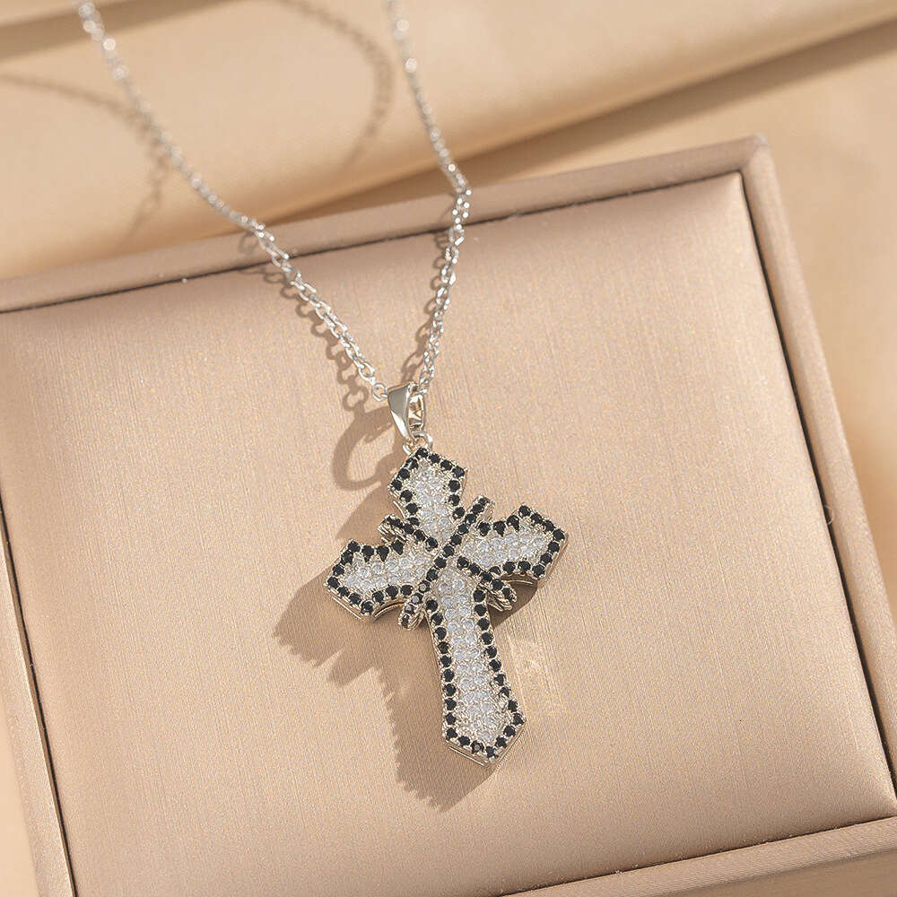 New Copper Gold-Plated Cross Necklace Jewelry Trend Versatile Inlaid