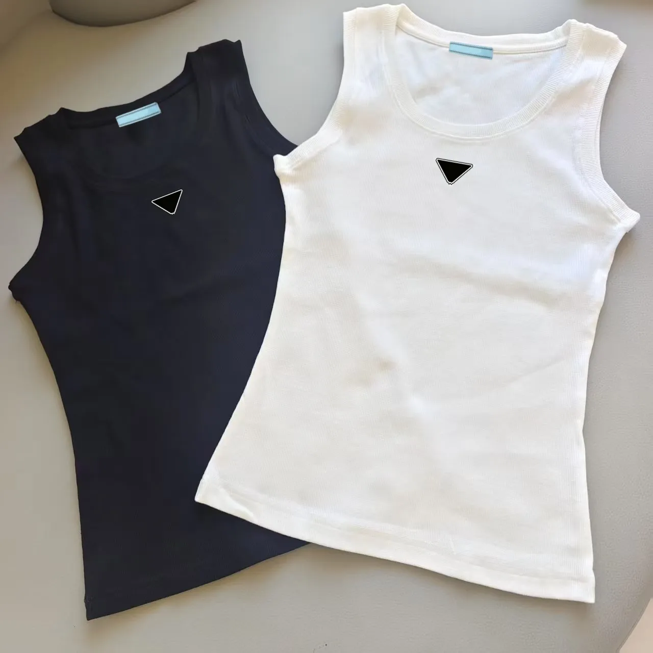 Woman Designer Tank Top Women Wet Tank Top Womens T Shirt Summer Vest Sleeveless Womens Knitted Camisole Tees Women's Sleeveless Vests Sports K