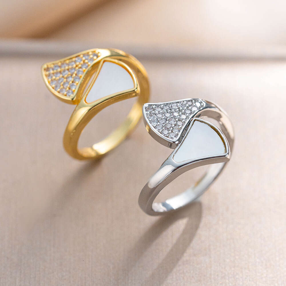 Korean-Style Skirt With Fan-Shaped Inlaid Stones Ring Fashion Ring