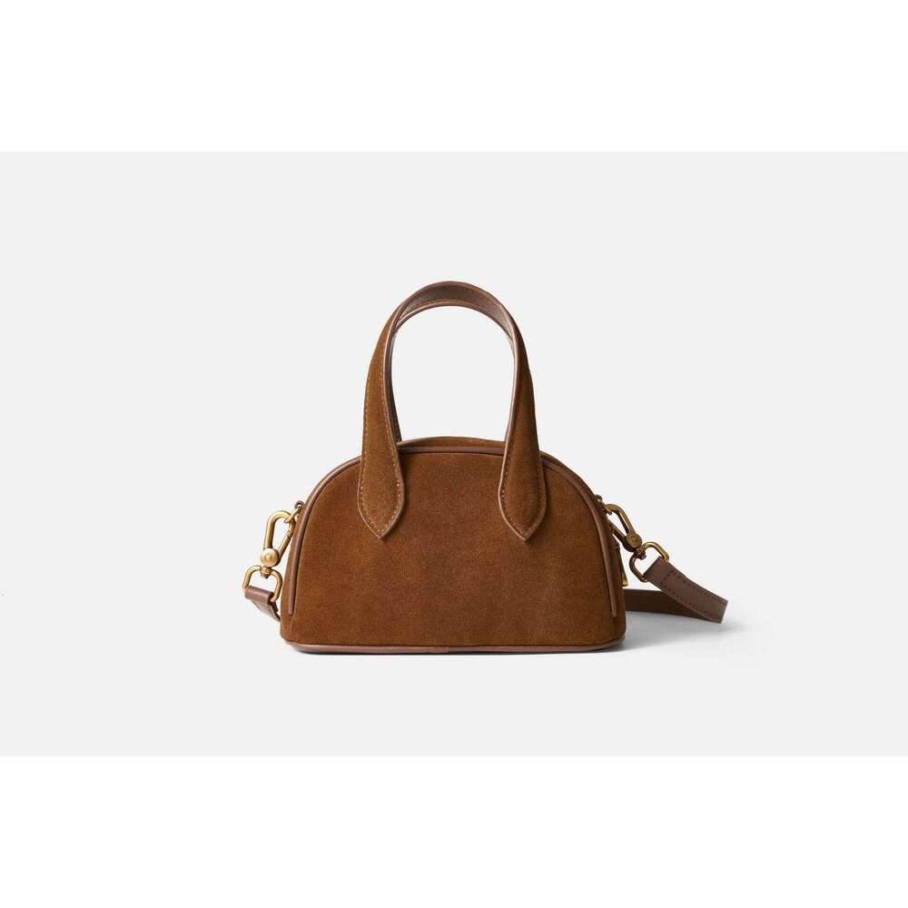 Luxury Shoulder Bags Totes Hobo New High End Handbag Trendy Fashionable Shoulder Cross Border Simple And Versatile Niche Crossbody Bag SENYY