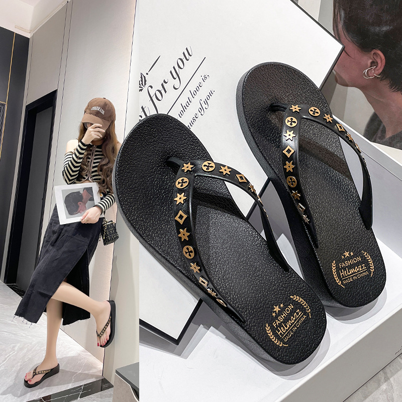 Free Shipping 2026 Summer New Design Arrivals Women Casual Flat Flip Flops Fashion Chunky Versatile Outdoor Beach Slippers