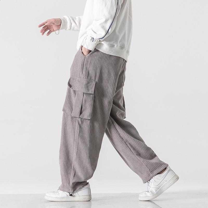 2025 Corduroy Casual Pants for Men Plus Size Straight Loose WideLeg Pants FloorLength Work Pants with Large Pockets 220922
