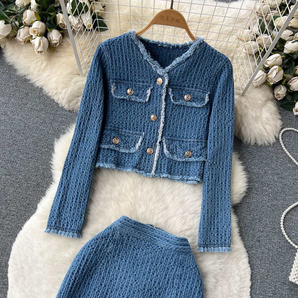 2026 New Designer Fashion Luxury Brand Spring And Autumn Casual Tight Fitting Elegant Women's Denim Suit Short Wear Denim Jacket And Camisole Ski