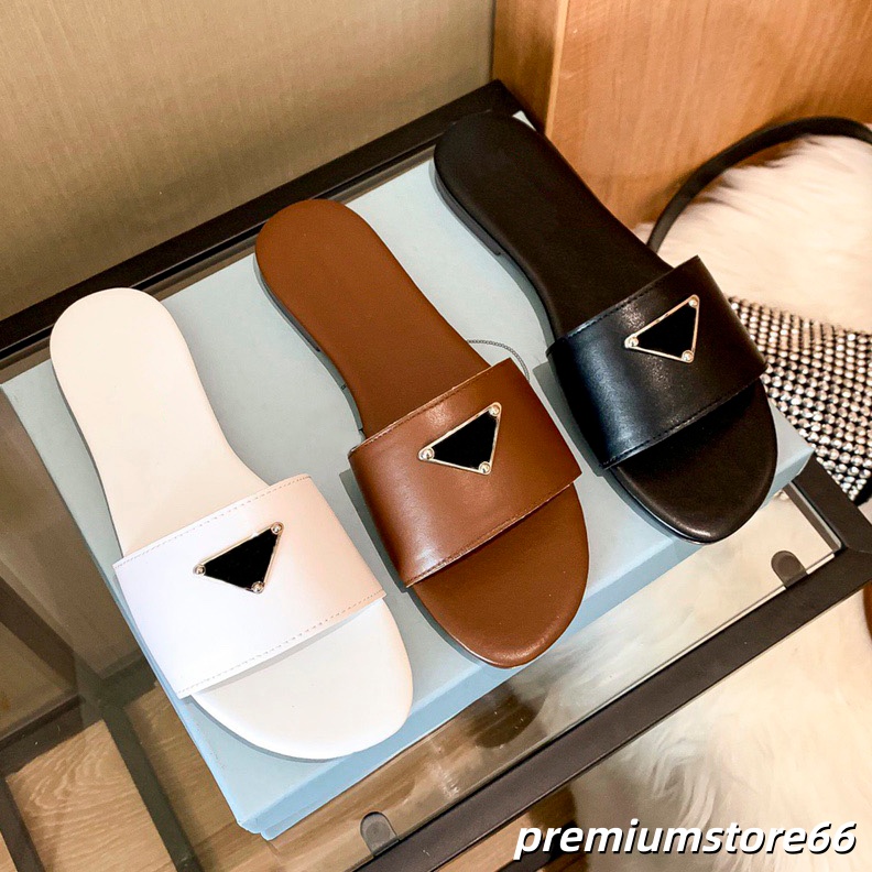 Designers sandale Slippers shoe women triangle Sliders sandal Raffias Straw weave platform shoes Slide beach pool flat Slipper Summer Rubber Slide Fashion Slipper