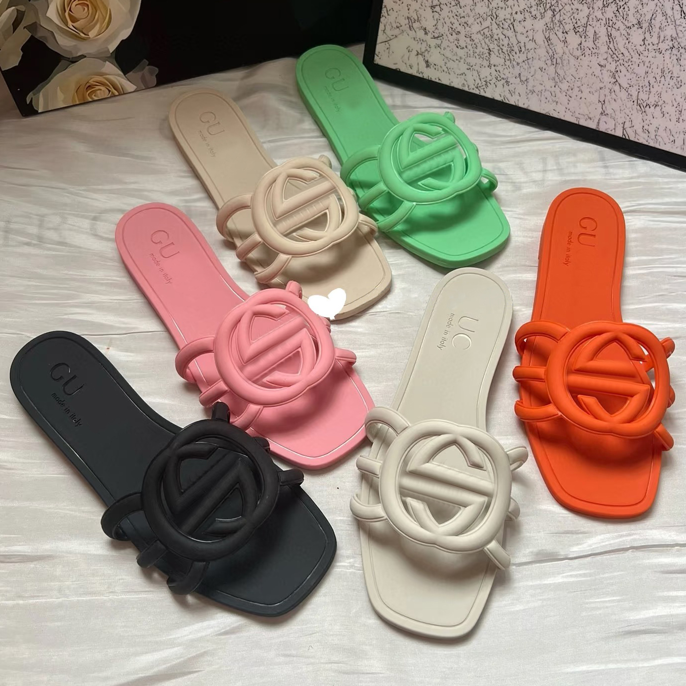 Designer Sandals Women Slippers Jelly Flatform Sliders Shoes Bottom flip flops Summer Vacation Beach Jelly Script Outdoor designer shoes for women Slippers