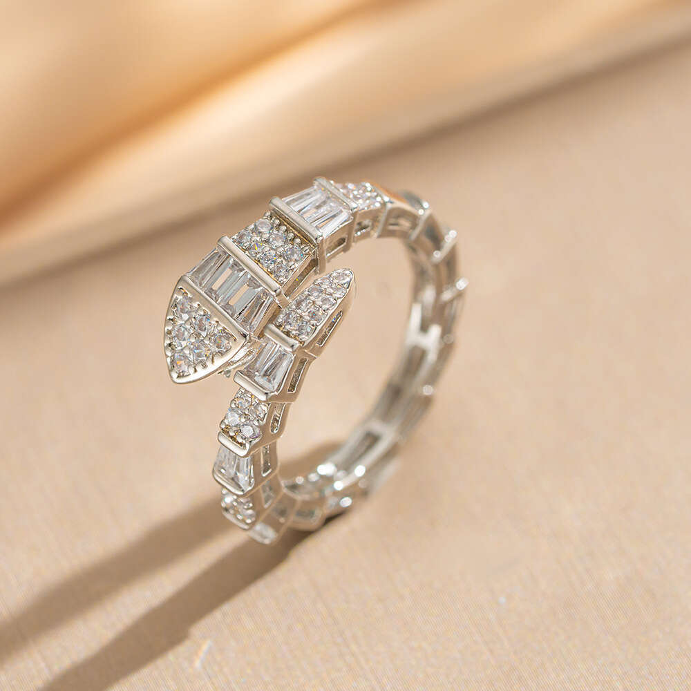 Minimalist Style Zircon Snake Niche High-End Design Index Finger Ring New Versatile Jewelry For Women