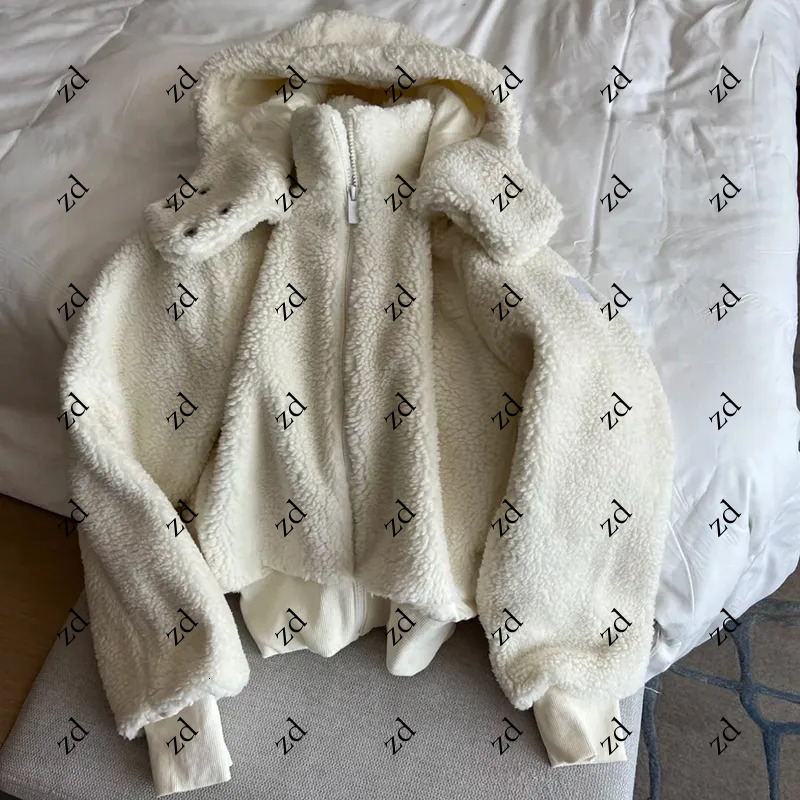 Designer Women Stand Collar Brown Lamhair Lamb Wool Zipper Hooded Yoga Clothes Womens Short Padded Warm Cotton-padded Jacket Winter Coat