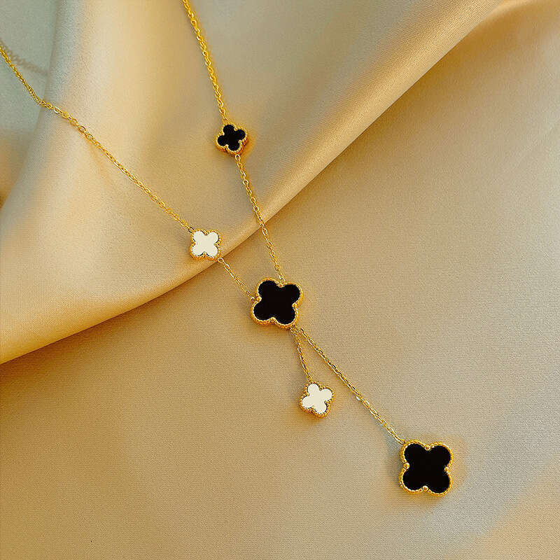 Four Leaf Clover Necklace for Women Gold Double Sided Black White Clover Y Tassel Pendant High End Clavicle Chain Elegant Versatile Fashion Jewelry Fr