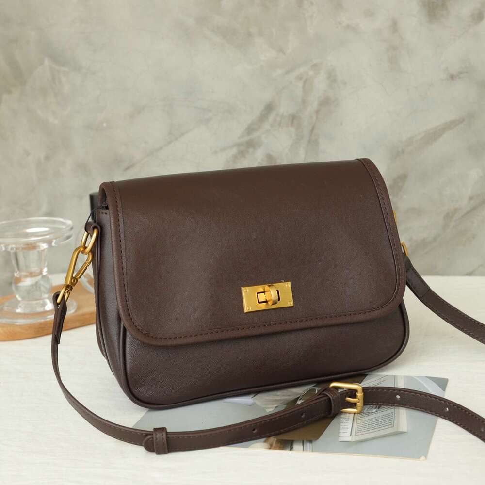 Luxury Shoulder Bags Totes Hobo Cross Border Textured Lock Spring New Model Vintage Maillard Shoulder Bag Simple Commuter Crossbody SENYY