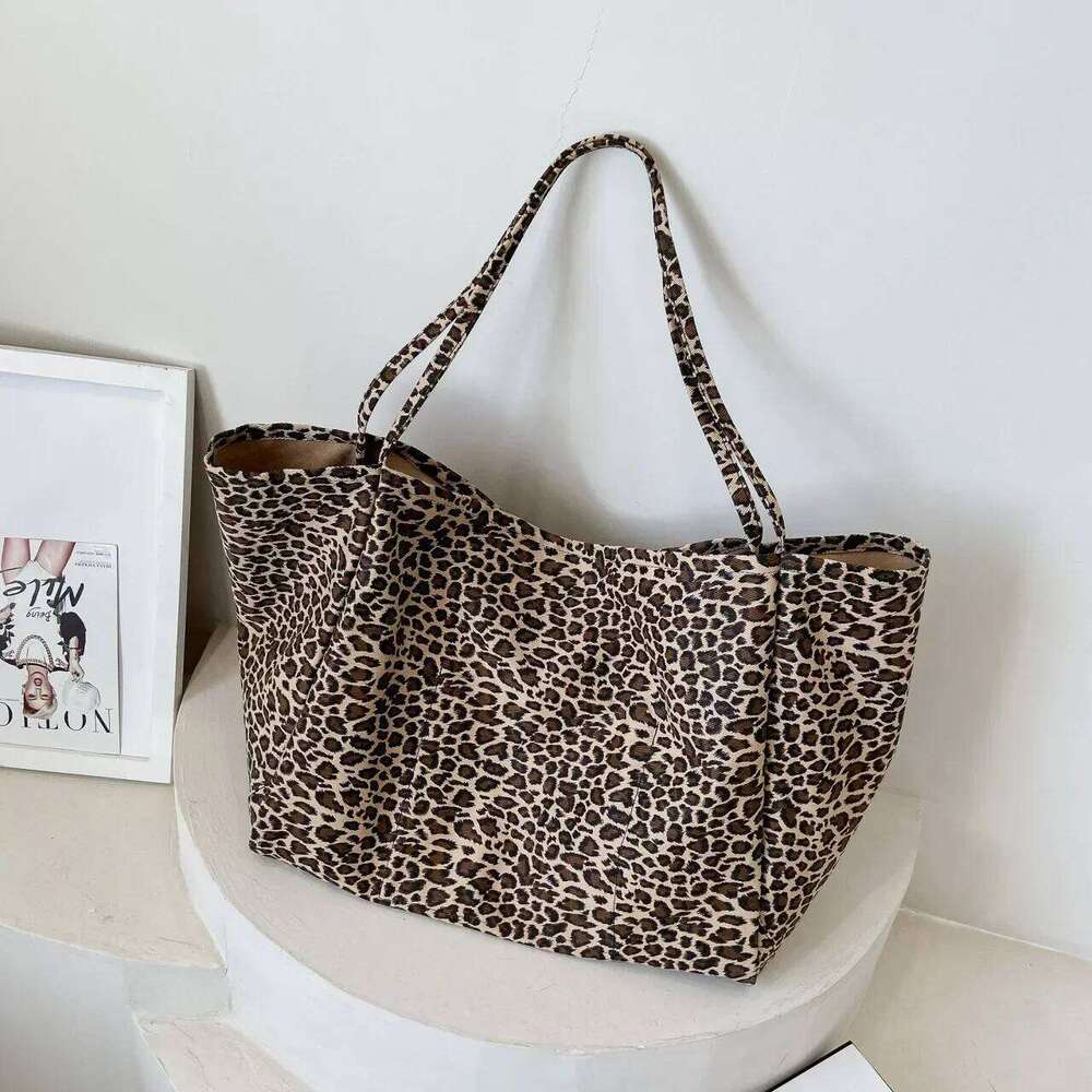 Women's Shopping Handbag Fashion Leopard Pattern Crossbody Large Capacity Shoulder Bag Simple Canvas Female Bags Z260224