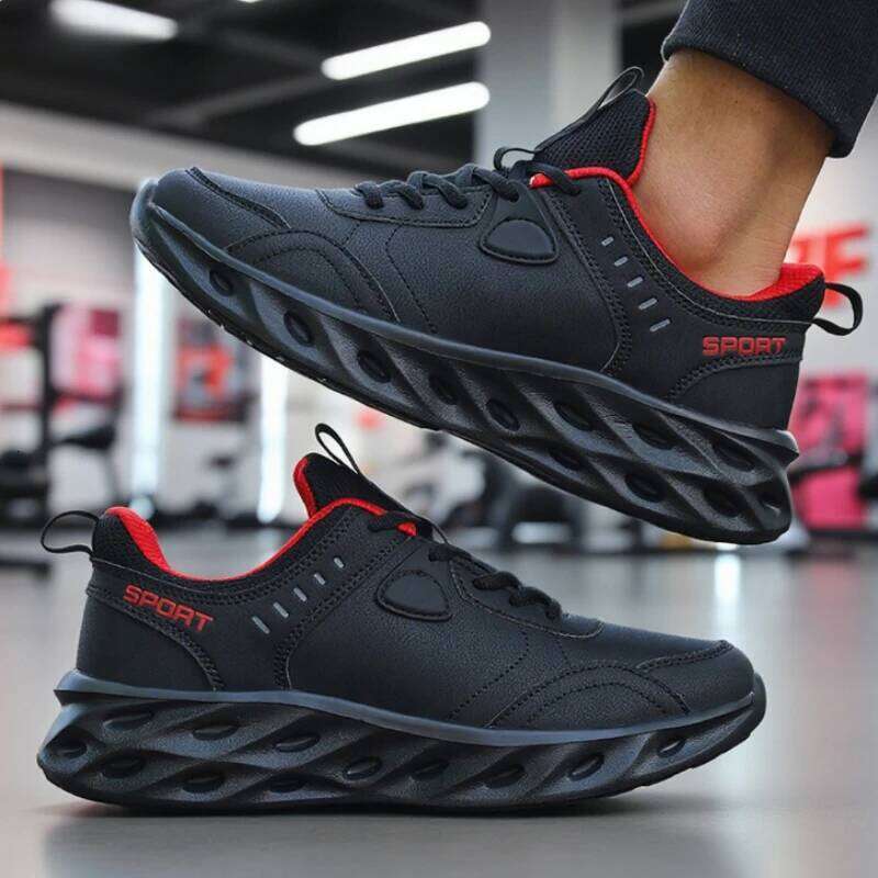 Lace-Up Casual Lightweight Outdoor Sports for Men's Fashionable Breathable Vulcanized Running Shoes Size 39-46