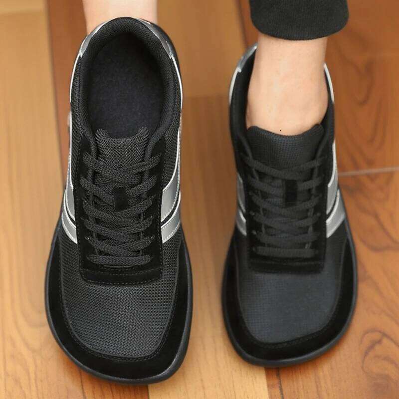 New Wide Toe Lightweight Breathable Barefoot Sneakers 2025 Summer Outdoor Optimal Relaxationcasual Walking Shoes