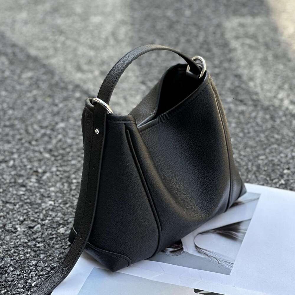 New Genuine Leather Cross Border Casual Work Commute Crossbody For Women Fashionable Autumn And Winter Vintage Tote Bag Stylish Shoulder Bag High Qual