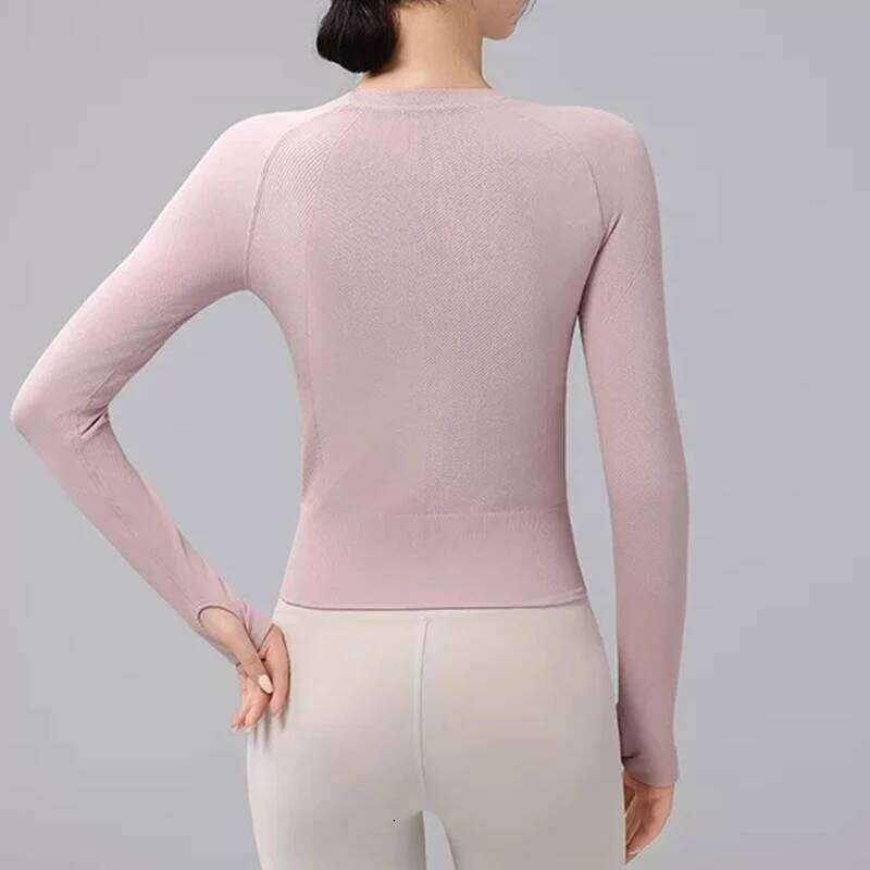 Women's New Seamless Knitted Round Neck Long Sleeve Yoga Fitness Sports Top Slim Fit for Autumn And Winter 26Y0224