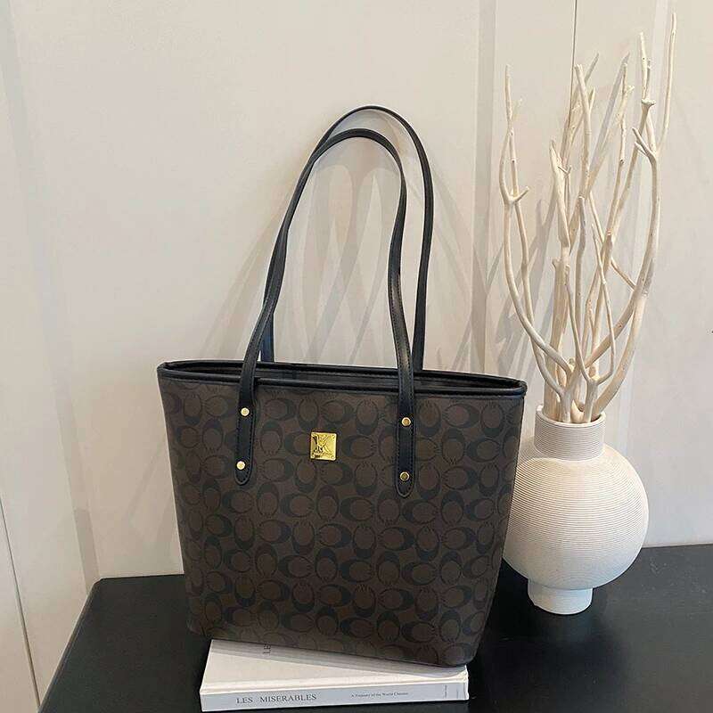 Stylish Popular Women's Crossbody Leather Messenger Bag Shoulder Tote Handbags For Fashion Ladies By Famous Z260224