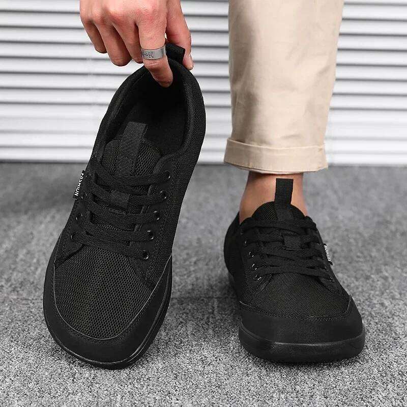 Hot Selling Fashion Men's Sneakers Wide Toe Breathable Barefoot Sports Large Summer New Trendy Black Mesh Casual Walking Shoes