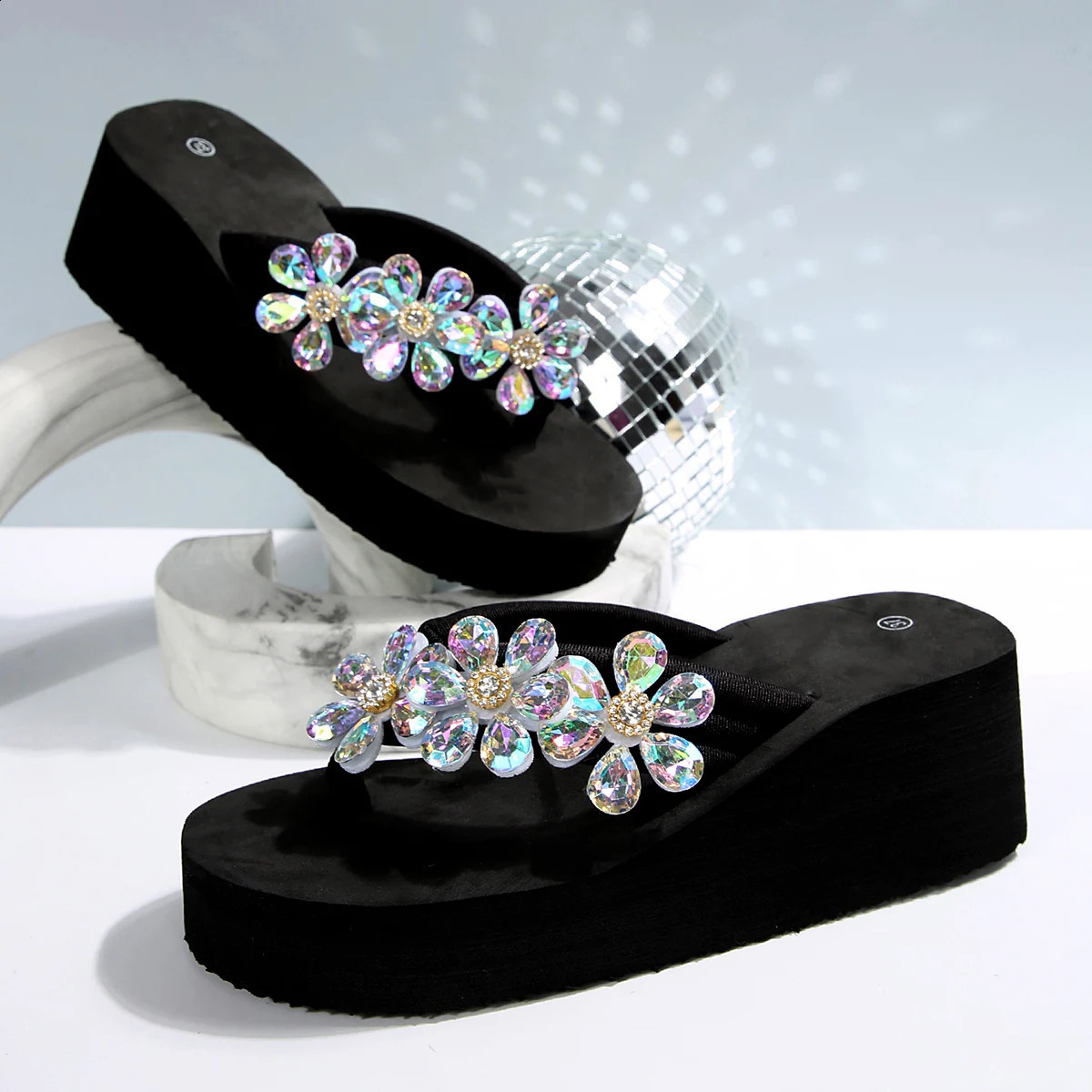 Shiny Rhinestone Chunky Platform Sandals Women Summer Wedge Heels Beach Flip Flops Woman Clop Toe Outdoor Slippers Slides 260130