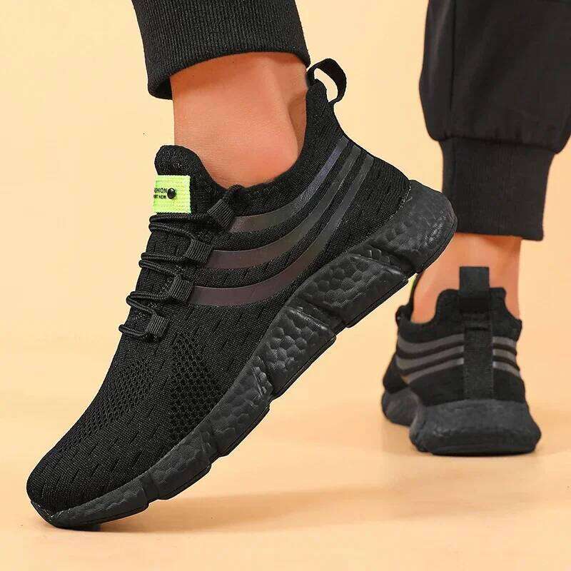 Men's Spring and Summer New Mesh Breathable Lightweight Casual Running High Quality Trendy Fashionable Sports Shoes