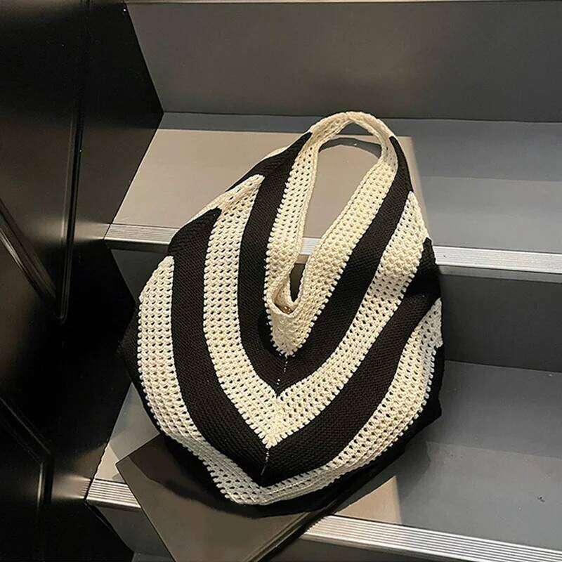 High Quality Large Capacity Color Matching Knitting Shoulder Hollow Out Fresh Exquisite Tote Bags for Women 2026 Casual New Z260224