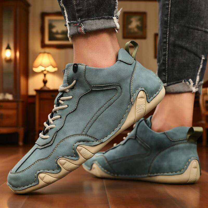 Men's Motorcycle Riding Boots Fashionable Low Cut Handmade Leather Sneakers Four Season Durable Anti Slip Rubber Leisure Loafers