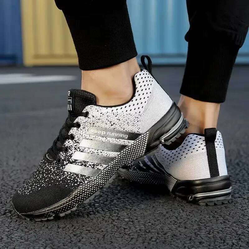 Men's Explosive Street Eye Catching Design Board with Unique Color Matching Breathable Comfortable Anti Slip Walking Shoes