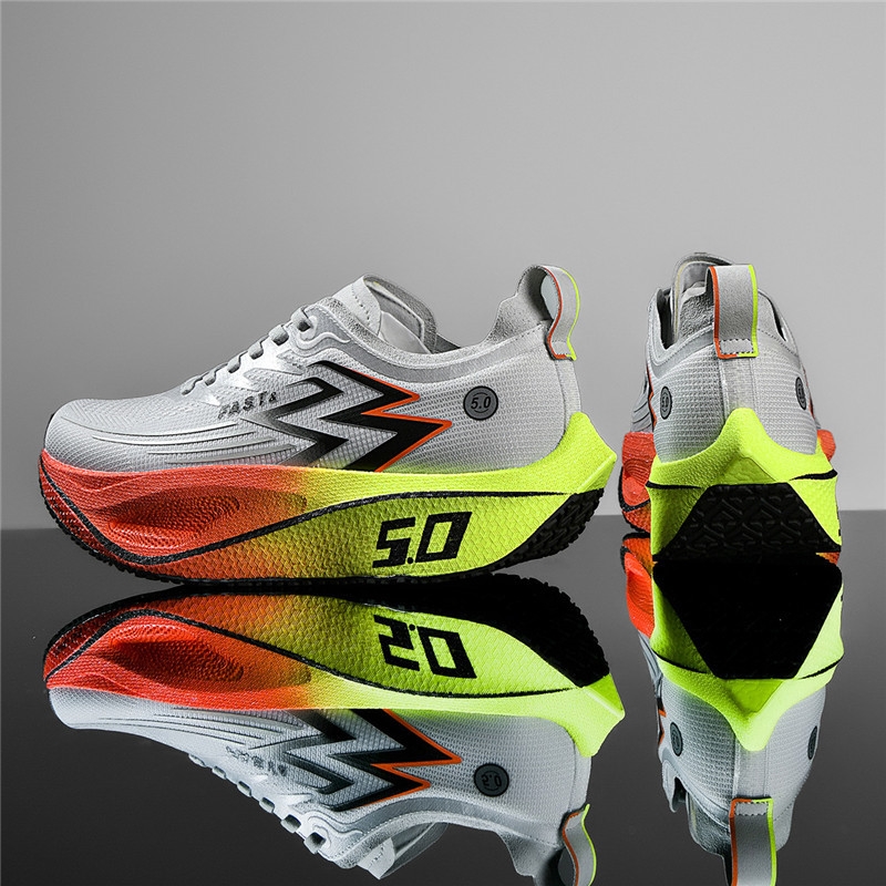 New hot free shipping designer shoes for mens womens c white grey green Fashionable and versatile outdoor sneakers sport shoes