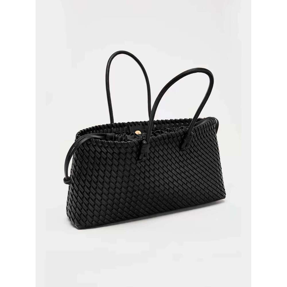 2025 new niche commuting woven hand-held shoulder bag, fashionable and versatile, super large capacity tote bag Z260224