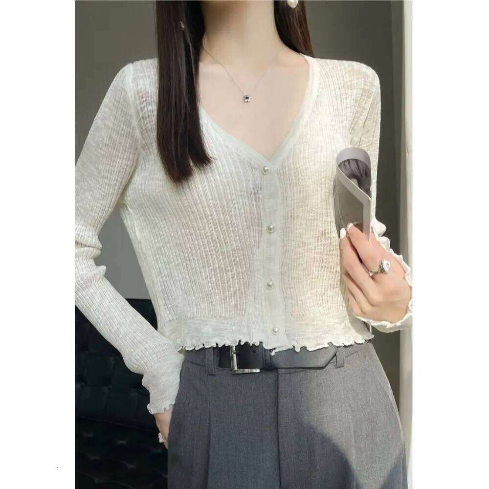 Summer Ice Silk Long Sleeves Coat Cool Beach Women's Cardigan Breathable Sun Protection Clothing for Women 26L0224