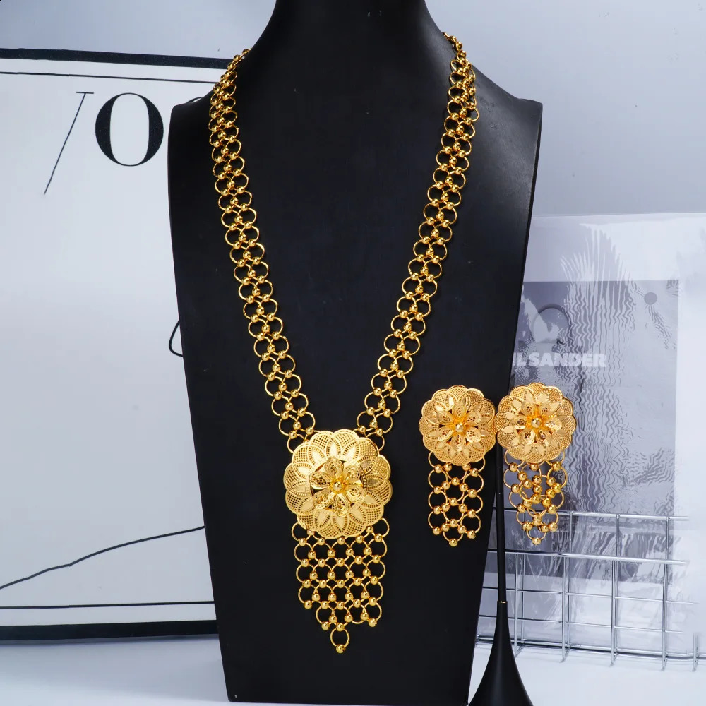 Hollow Flower Necklace Earrings Set Womens 24K Gold AU999 Exquisite flower jewelry set youthenhancing and trendy 260207