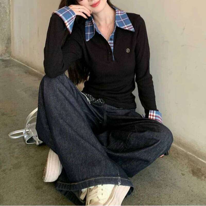 Polo Neck Plaid Patchwork Embroidery T Shirts Spring Autumn Fake Two-piece Slim High Street Tops Fashion Casual Women Clothing 26W0224