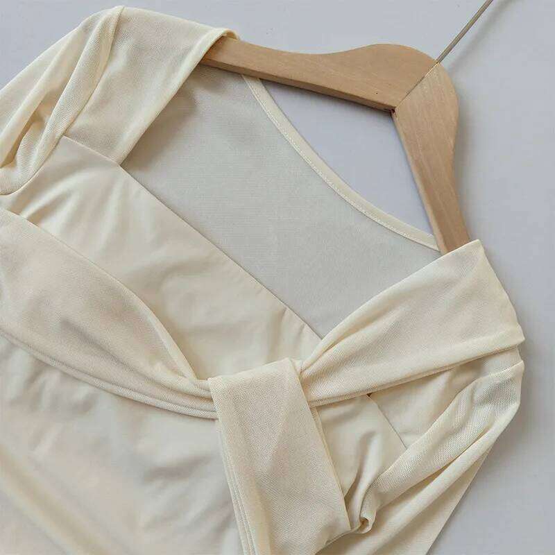 Yoga Women Sports Tops Fixed Gym Chest Pads Mesh Splicing Slimming Long Sleeved Shirts Running Training Fitness Clothes 26Y0224