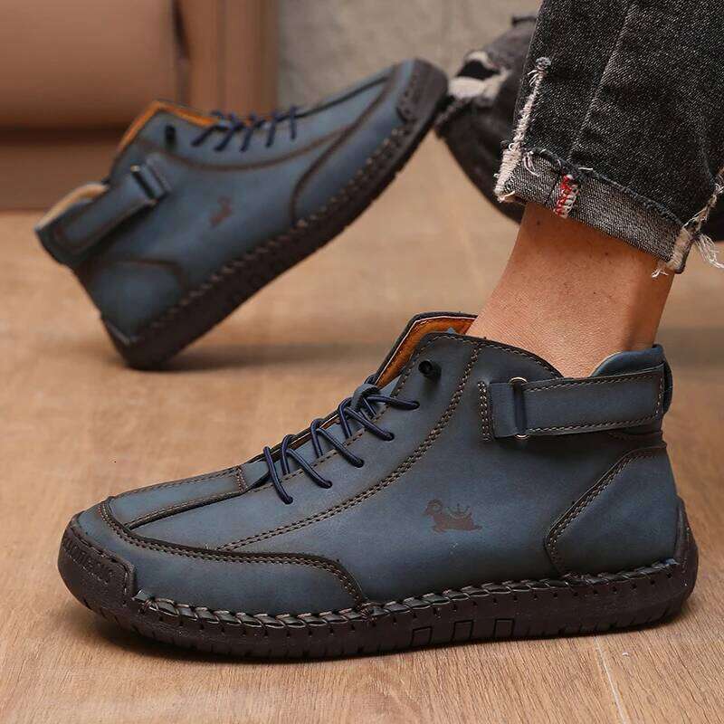Handmade Leather Men Shoe Mid Top for Summer British Style Retro Anti Slip Moccasins Fashionable Luxurious Design Couple Loafers