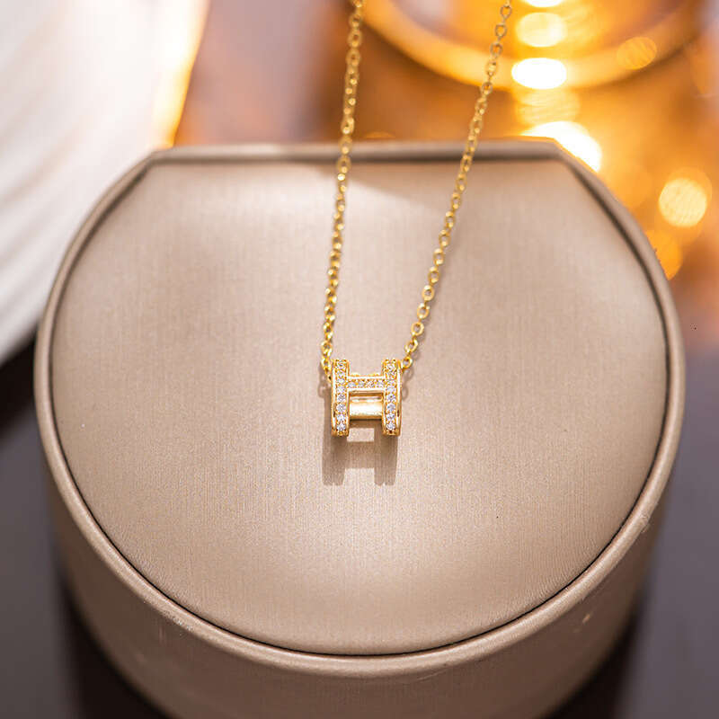 Full Diamond Letter H Titanium Steel Necklace Ins Simple Minimalist Clavicle Chain Fashion Choker For Women