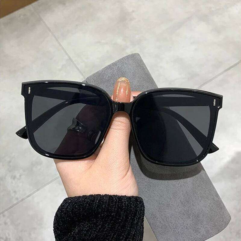 Square Sunglasses Women Designer Luxury Cat Eye Sun Glasses Female Classic Vintage Eyewear UV400 Outdoor Oculos De Sol 26W0224