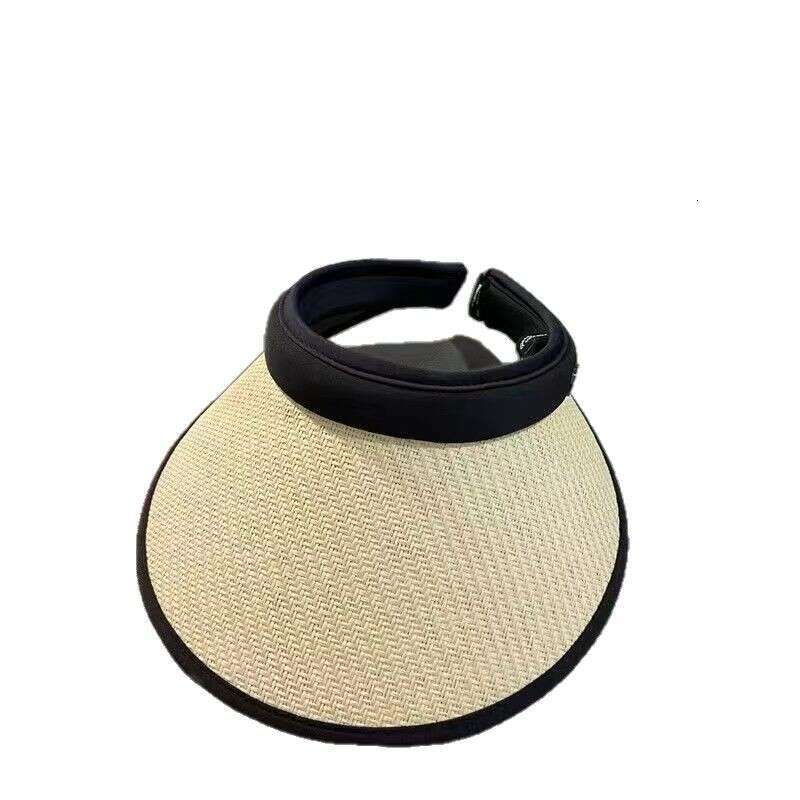Lady's extra-large wide-brimmed hat Ultraviolet protection function Suitable for seaside strolls and outdoor relaxation