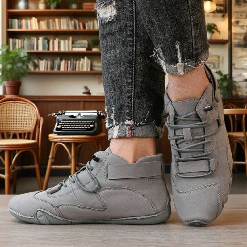 Spring and Autumn Men High Top Comfortable Soft Sole High-quality Retro Casual Loafers Versatile Business Motorcycle Boots