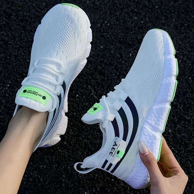 Men's High-quality Lightweight Mesh Design Breathable Comfortable Anti Slip Sole Track Field Running Lace Up Shoes