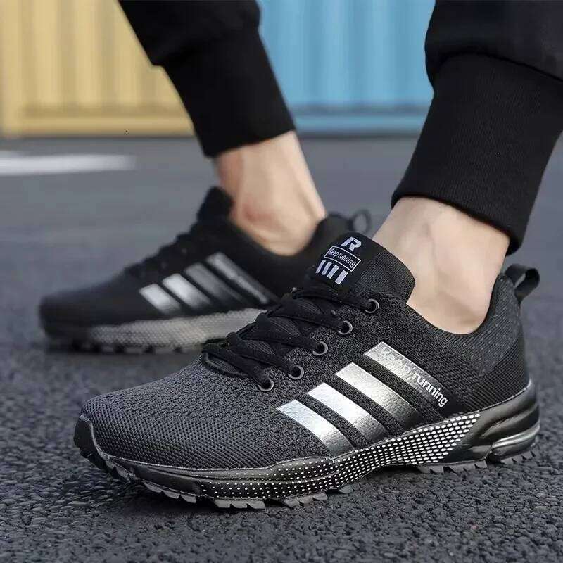 Men's Explosive Street Eye Catching Design Board with Unique Color Matching Breathable Comfortable Anti Slip Walking Shoes