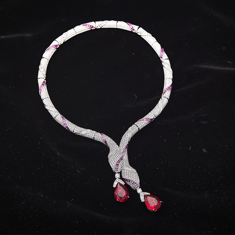 Necklace And Style Gold-Plated Double-Headed Necklace For Women, Evening Dress Accessory, Simulated Pear-Shaped Pendant, High-End Snake Choker Necklac