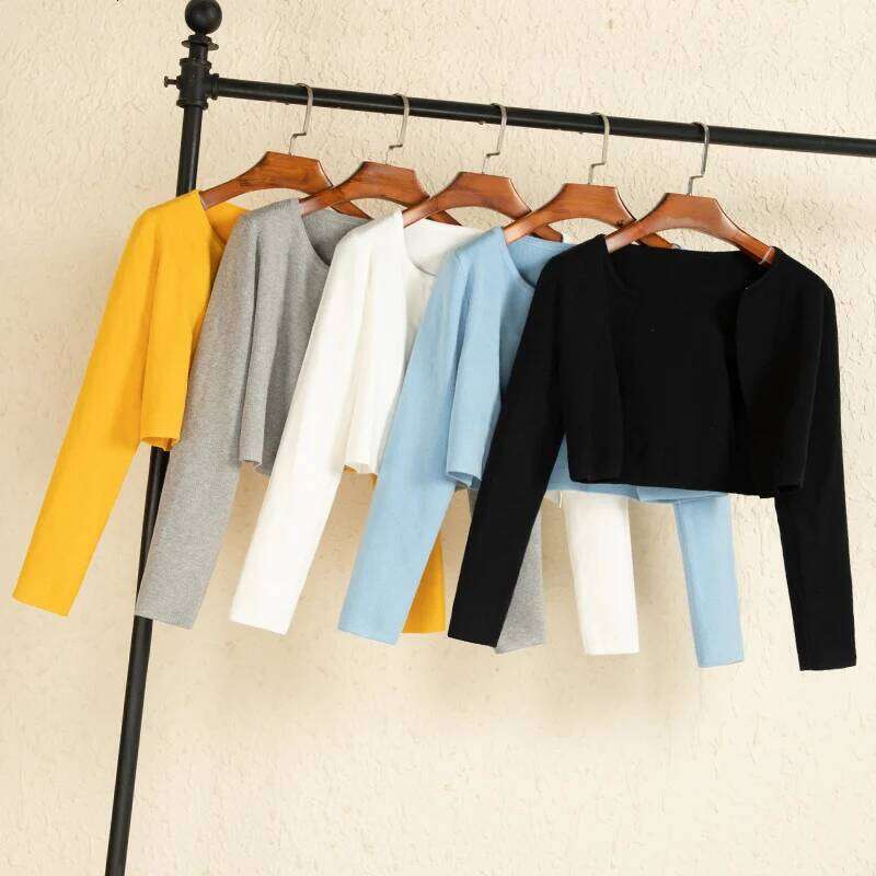 Black Cropped Knitted Sweater Korean Style Women's Coat Spring 2026 Long Sleeve Top Cardigan Female Clothing Blouses 26L0224