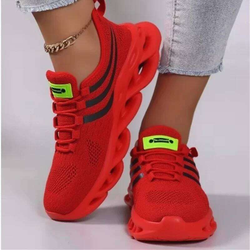 Street Fashion Women's Shoestrendy Cool Thick Soled Cushioned Sports Outdoor Tennis Jogging Lightweight Casual Women Shoes