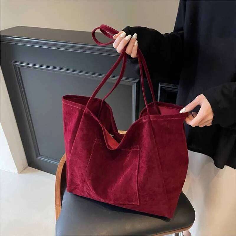 Retro Large Capacity Tote Women's 2025 Autumn Winter New Versatile Underarm Commuter Casual Office Ladies Bag Purses Z260224