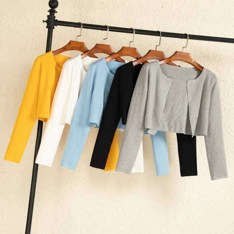 Black Cropped Knitted Sweater Korean Style Women's Coat Spring 2026 Long Sleeve Top Cardigan Female Clothing Blouses 26L0224