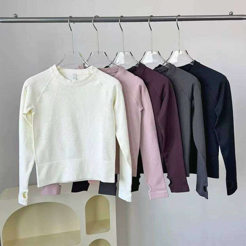 Women's New Seamless Knitted Round Neck Long Sleeve Yoga Fitness Sports Top Slim Fit for Autumn And Winter 26Y0224